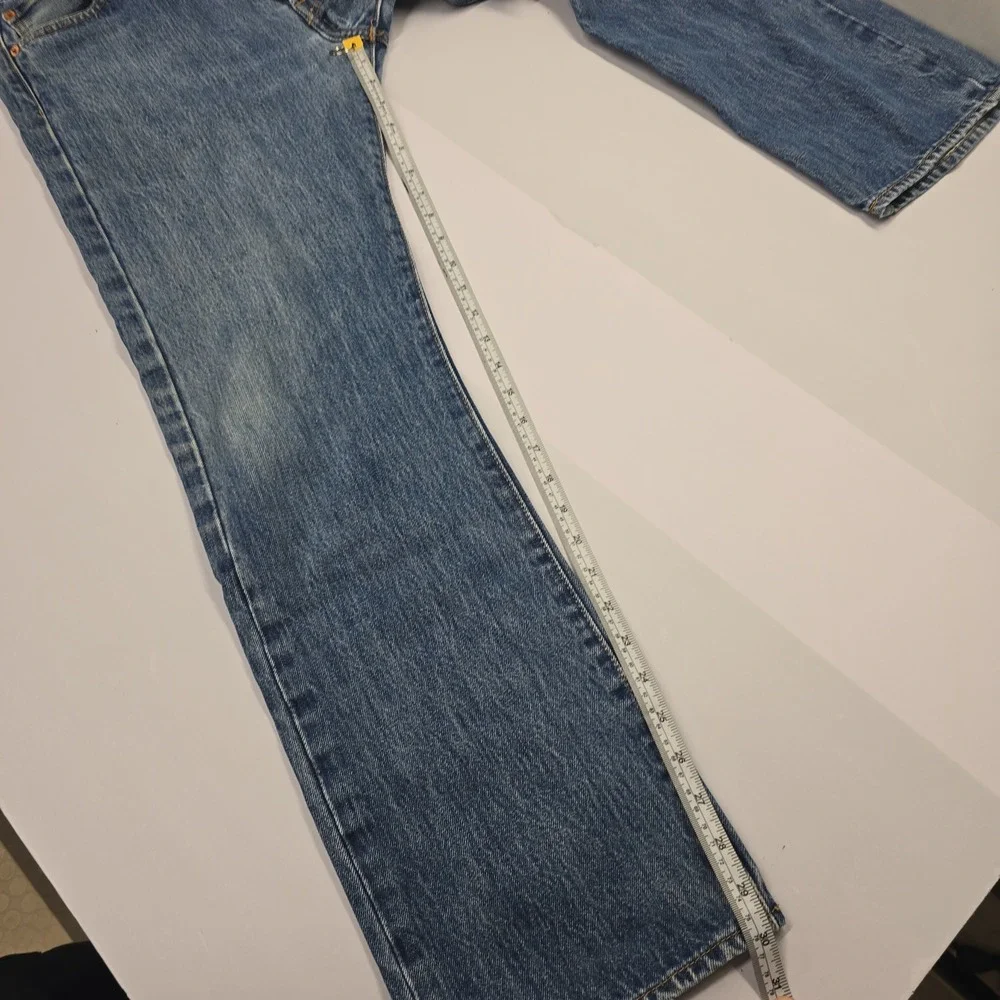 Levi's 501 Original Fit Button Fly Blue‎ Denim Jeans Mens 34x32 Medium Wash